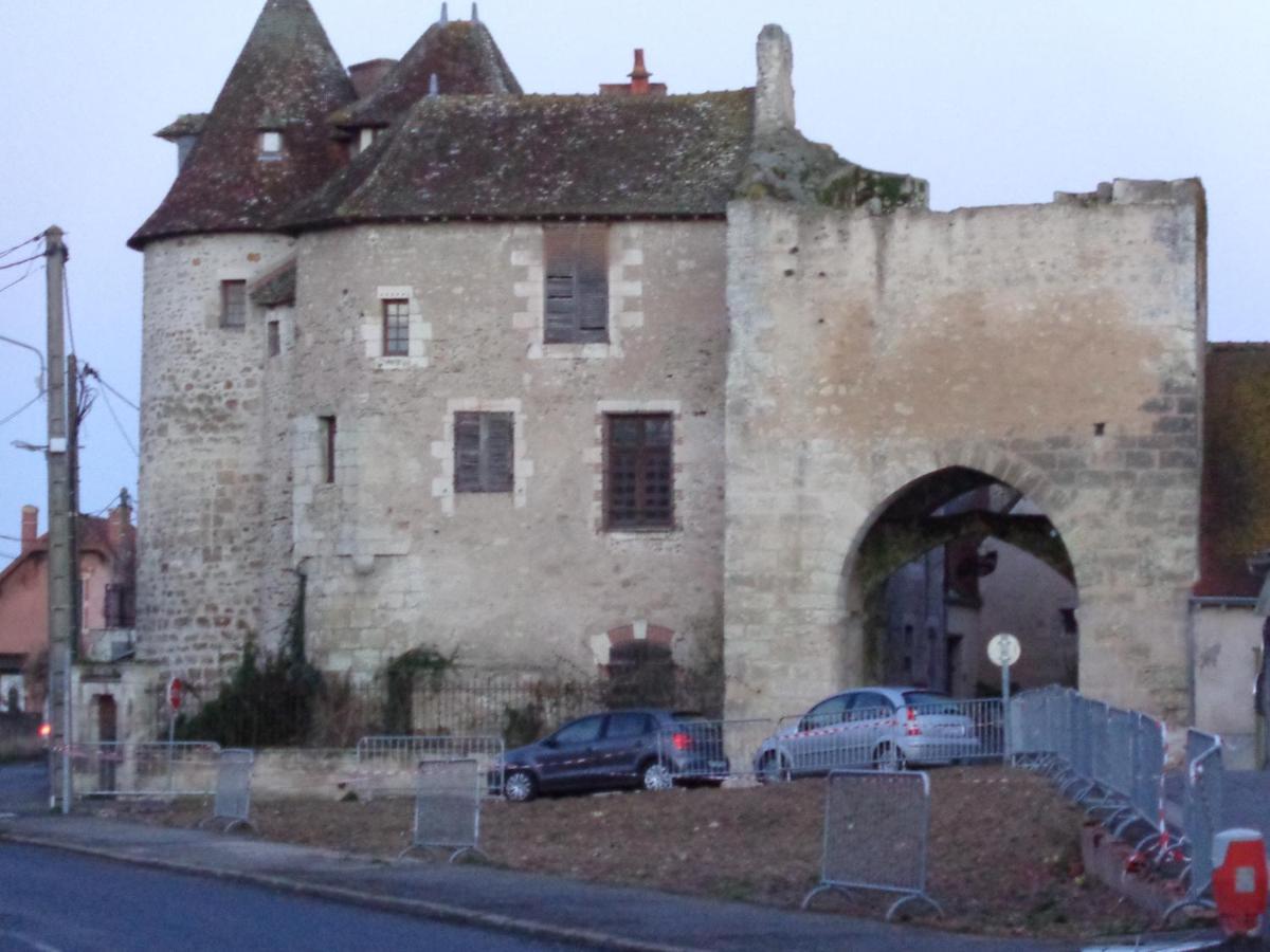 Auberge De La Tour Mennetou-sur-Cher Εξωτερικό φωτογραφία